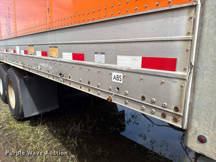 image for item YA4327 2012 Hyundai Translead VC2530152-J dry van trailer