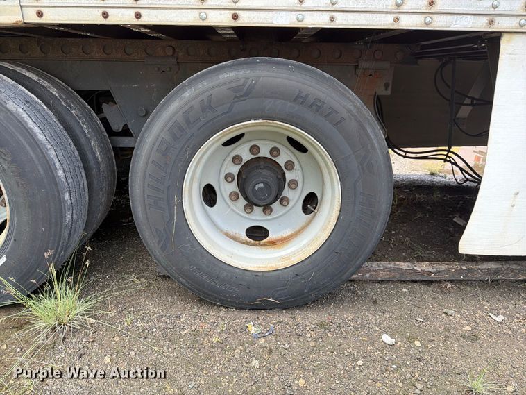image for item YA4327 2012 Hyundai Translead VC2530152-J dry van trailer