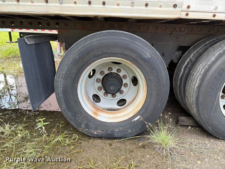 image for item YA4327 2012 Hyundai Translead VC2530152-J dry van trailer
