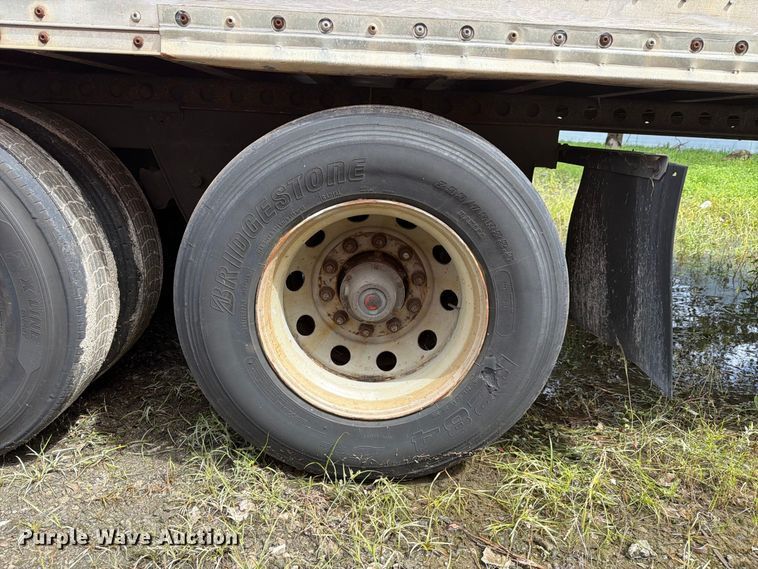 image for item YA4327 2012 Hyundai Translead VC2530152-J dry van trailer