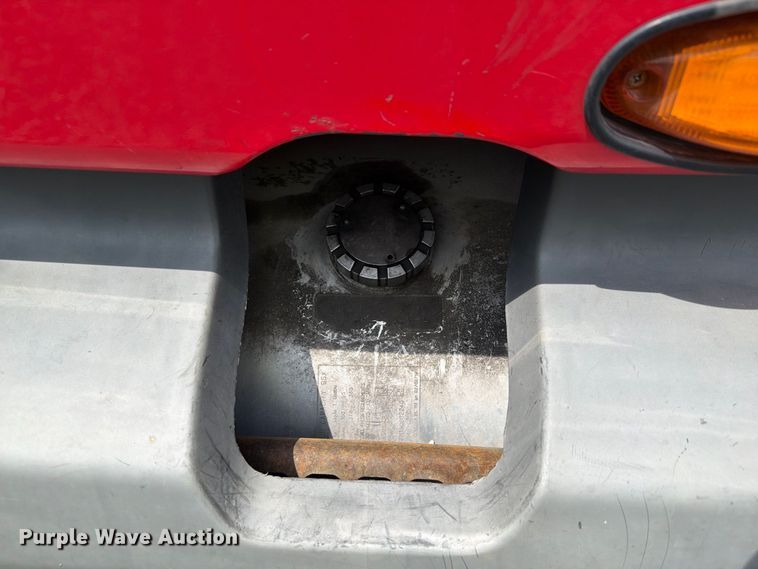 image for item YA4342 2020 International LT625 semi truck