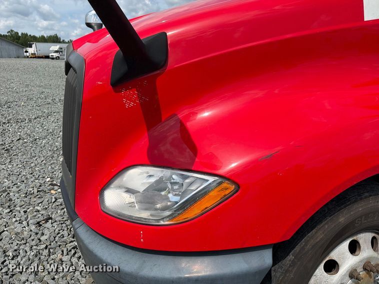 image for item YA4342 2020 International LT625 semi truck