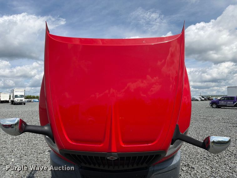 image for item YA4342 2020 International LT625 semi truck