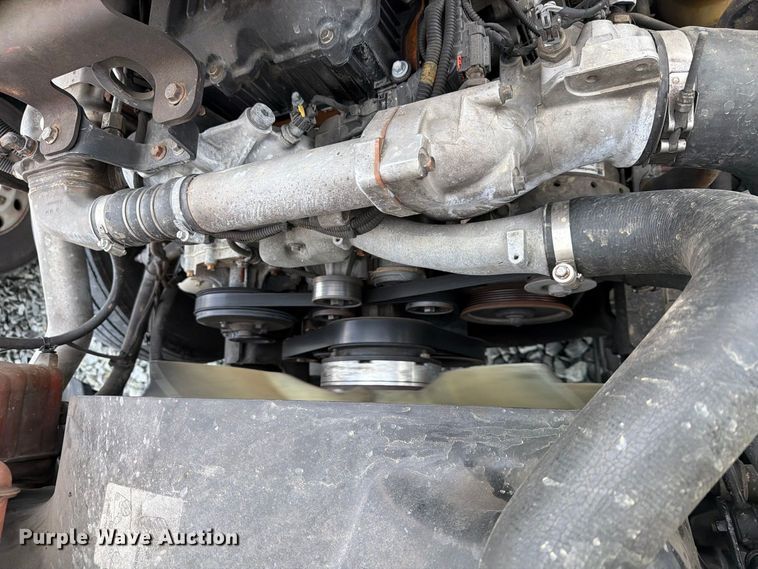 image for item YA4342 2020 International LT625 semi truck