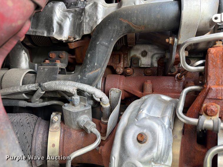 image for item YA4342 2020 International LT625 semi truck