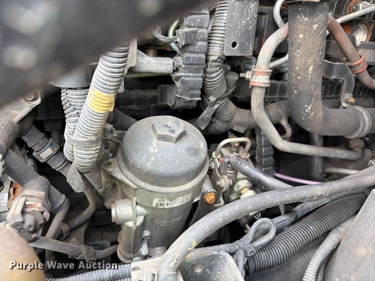 image for item YA4342 2020 International LT625 semi truck