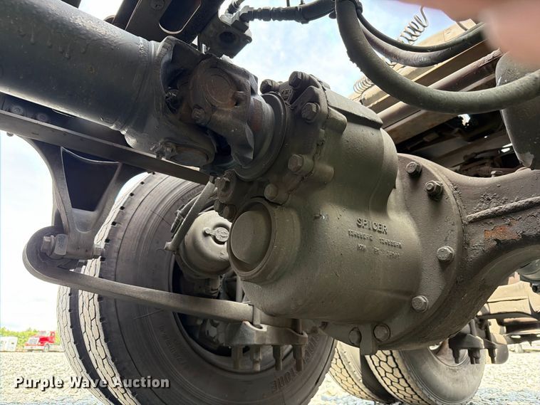 image for item YA4342 2020 International LT625 semi truck
