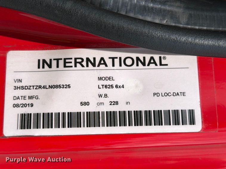 image for item YA4342 2020 International LT625 semi truck