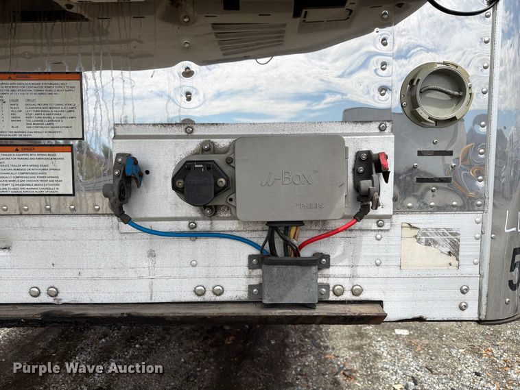 image for item YA4414 2019 CIMC 1RER5305 refrigerated van trailer