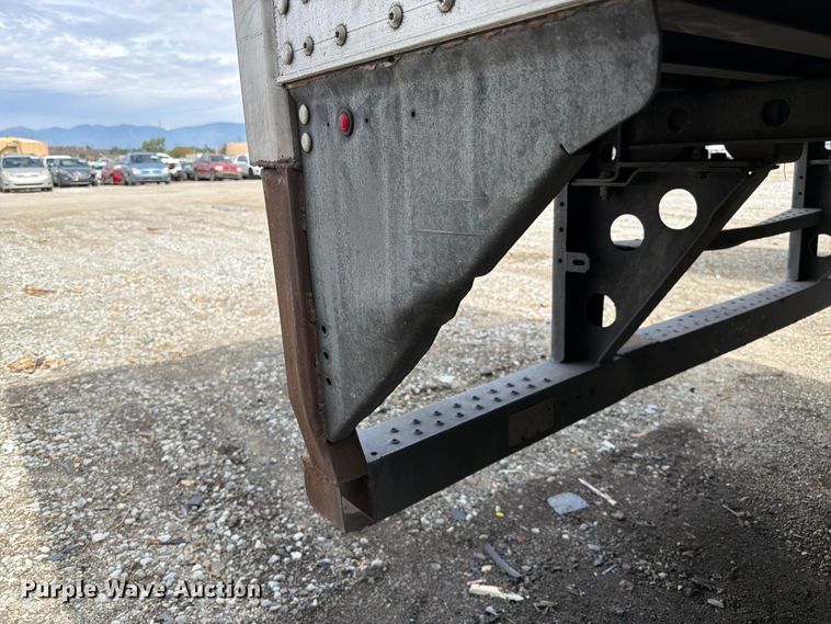image for item YA4414 2019 CIMC 1RER5305 refrigerated van trailer