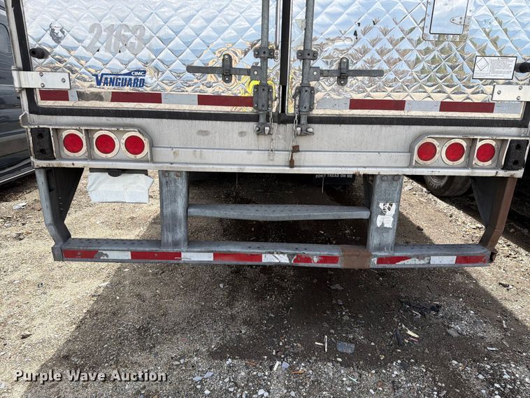 image for item YA4414 2019 CIMC 1RER5305 refrigerated van trailer