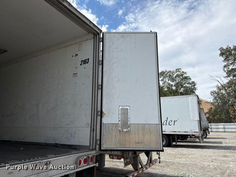 image for item YA4414 2019 CIMC 1RER5305 refrigerated van trailer