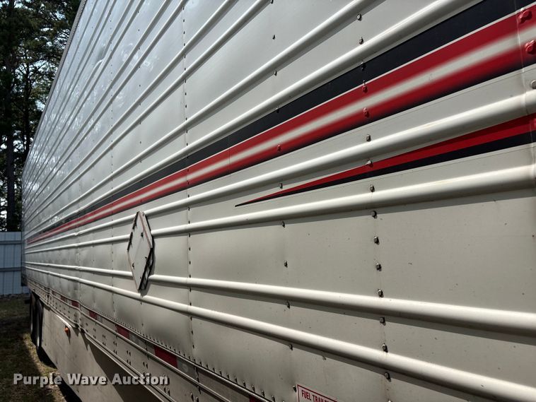 image for item YA4442 2015 Utility VS2RA refrigerated van trailer