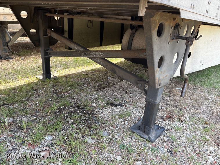 image for item YA4442 2015 Utility VS2RA refrigerated van trailer