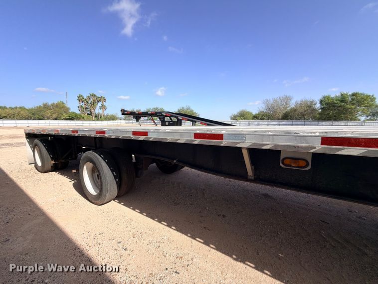 image for item YA4461 2015 Utility FS2CHA flatbed trailer