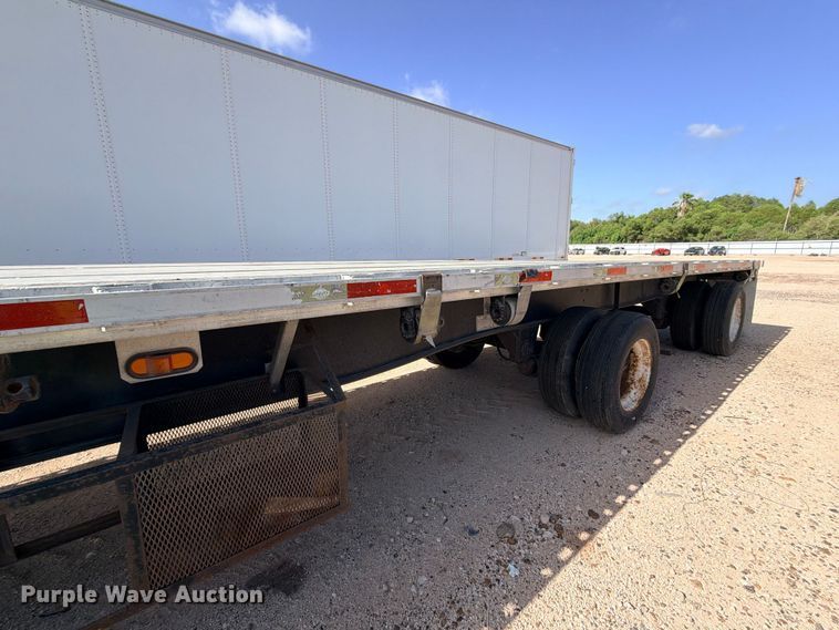 image for item YA4461 2015 Utility FS2CHA flatbed trailer