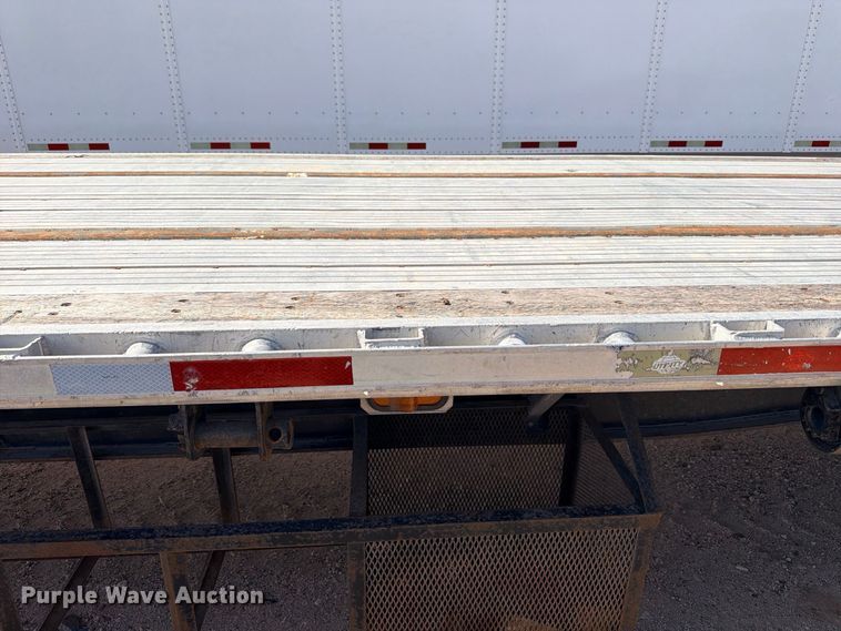 image for item YA4461 2015 Utility FS2CHA flatbed trailer