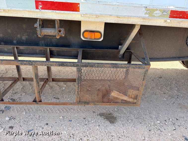 image for item YA4461 2015 Utility FS2CHA flatbed trailer