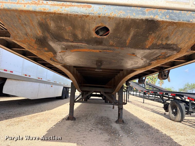 image for item YA4461 2015 Utility FS2CHA flatbed trailer