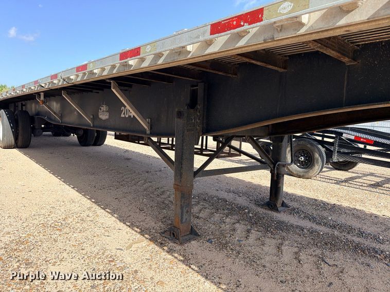 image for item YA4461 2015 Utility FS2CHA flatbed trailer