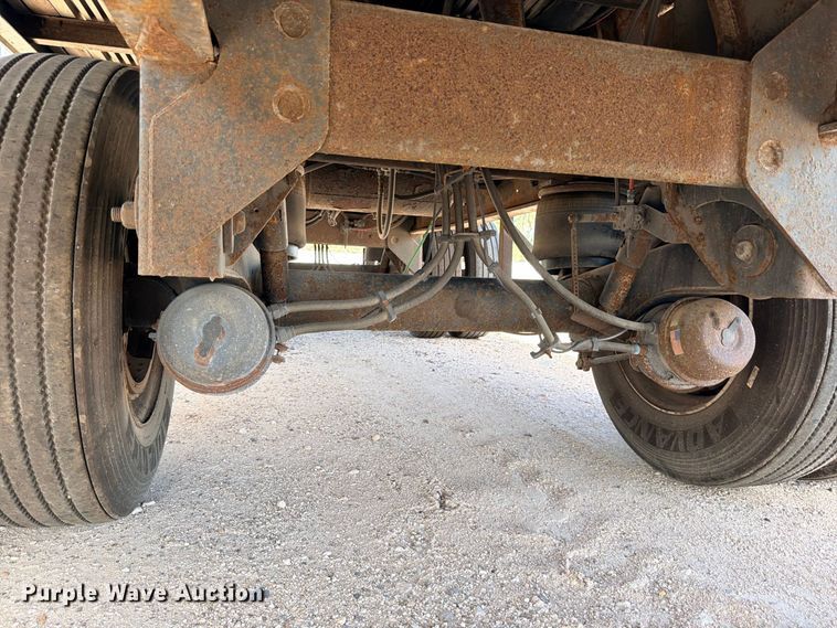 image for item YA4461 2015 Utility FS2CHA flatbed trailer