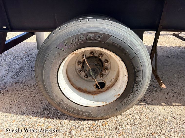 image for item YA4461 2015 Utility FS2CHA flatbed trailer