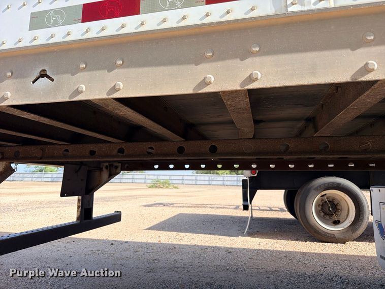 image for item YA4462 2018 Great Dane CCC-3314-01053 dry van trailer