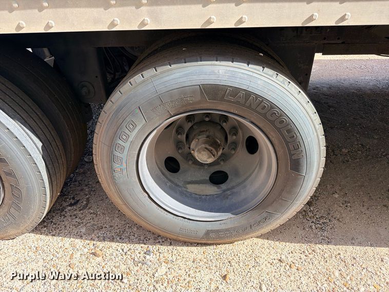 image for item YA4462 2018 Great Dane CCC-3314-01053 dry van trailer