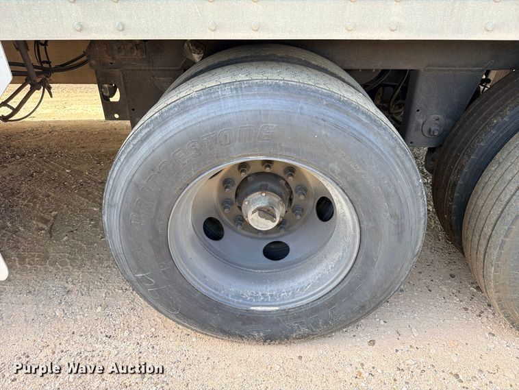 image for item YA4462 2018 Great Dane CCC-3314-01053 dry van trailer