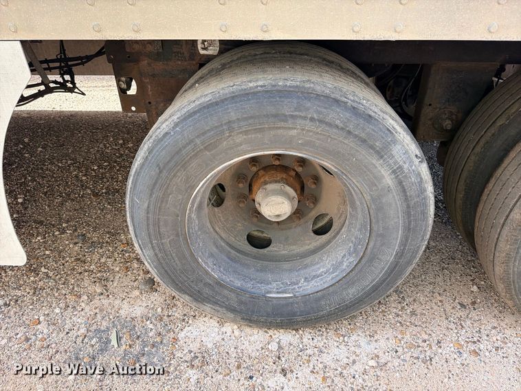 image for item YA4463 2018 Great Dane CCC-3314-01053 dry van trailer
