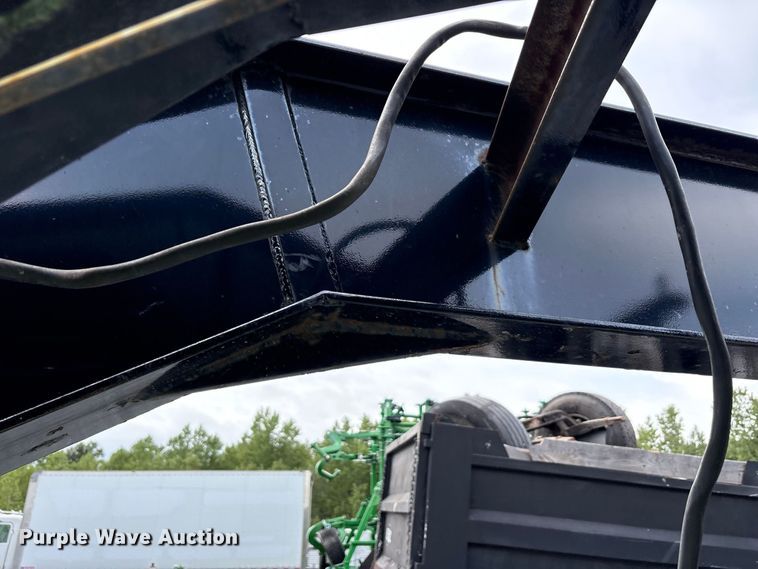 image for item YA4467 2017 Doolittle equipment trailer