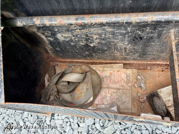 image for item YA4467 2017 Doolittle equipment trailer