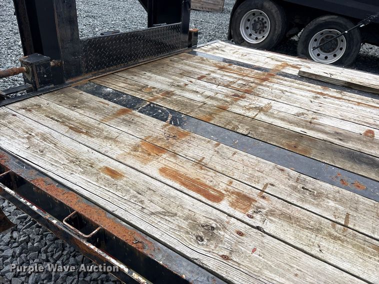 image for item YA4467 2017 Doolittle equipment trailer