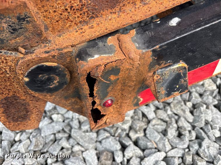 image for item YA4467 2017 Doolittle equipment trailer