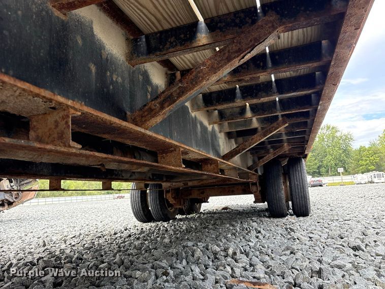 image for item YA4467 2017 Doolittle equipment trailer