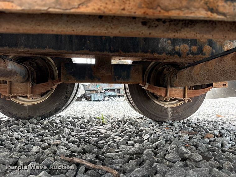 image for item YA4467 2017 Doolittle equipment trailer