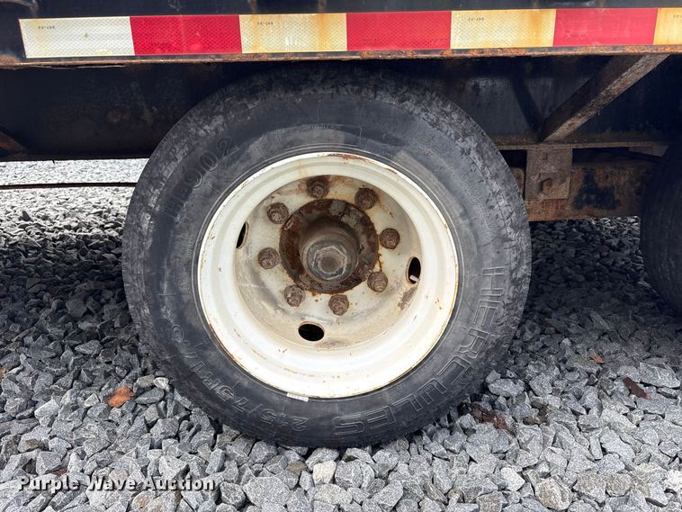 image for item YA4467 2017 Doolittle equipment trailer