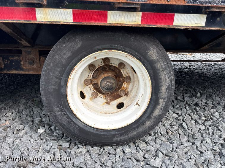 image for item YA4467 2017 Doolittle equipment trailer
