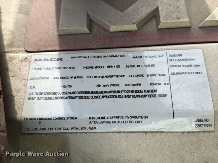 image for item YA4747 2017 Mack CXU613 semi truck