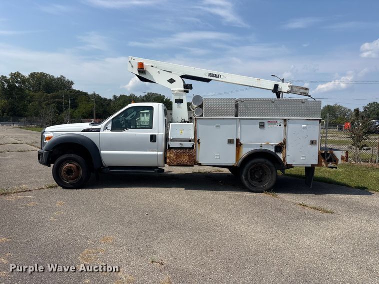 image for item YA4818 2015 Ford F450 Super Duty bucket truck