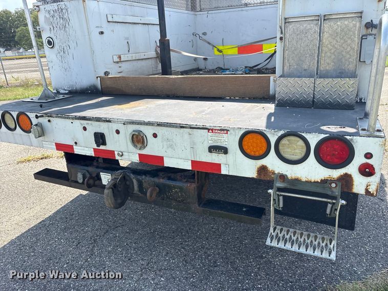 image for item YA4818 2015 Ford F450 Super Duty bucket truck