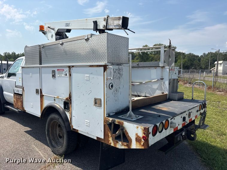 image for item YA4818 2015 Ford F450 Super Duty bucket truck