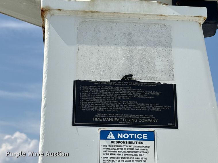 image for item YA4818 2015 Ford F450 Super Duty bucket truck