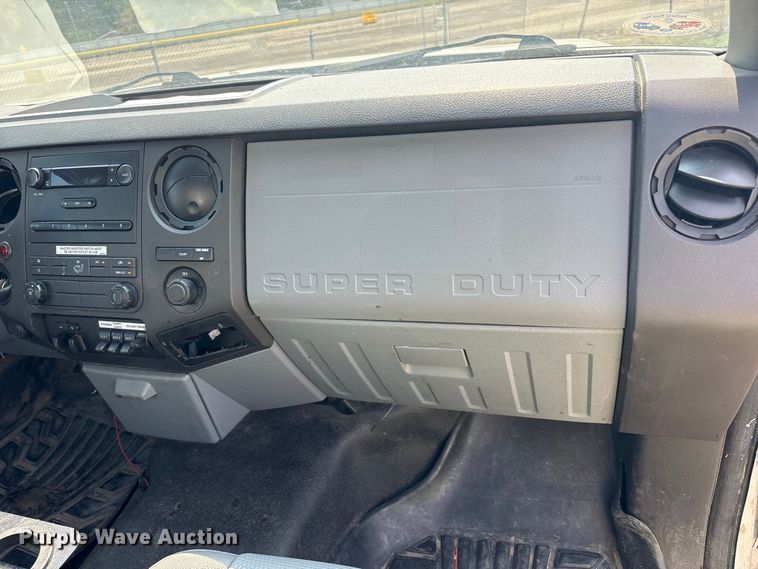 image for item YA4818 2015 Ford F450 Super Duty bucket truck