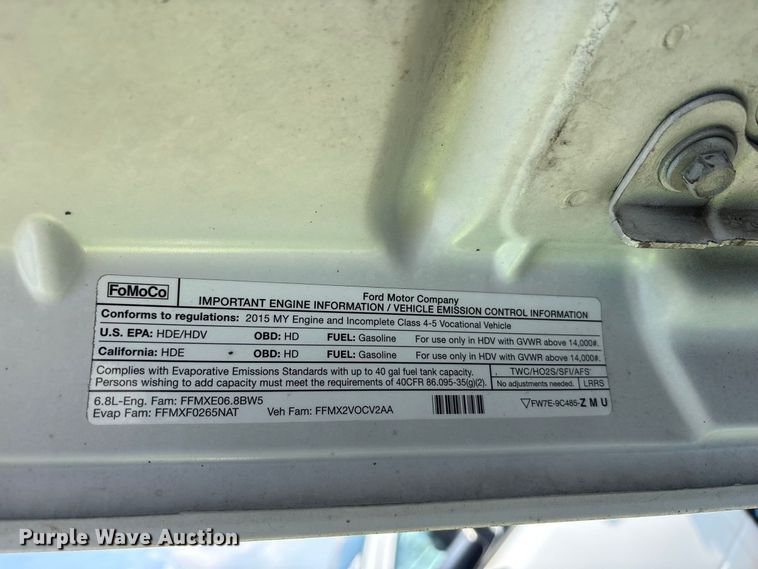 image for item YA4818 2015 Ford F450 Super Duty bucket truck