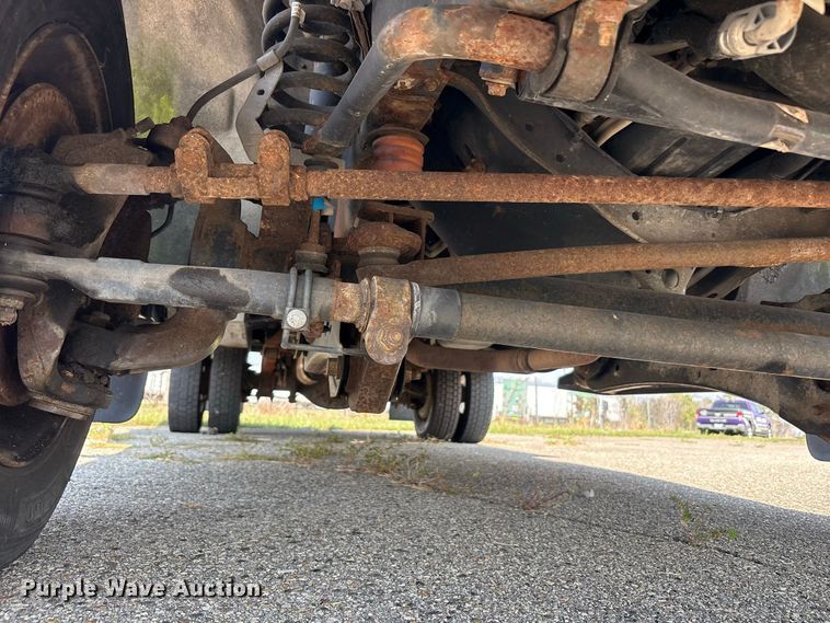 image for item YA4818 2015 Ford F450 Super Duty bucket truck