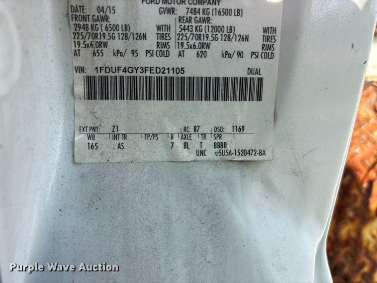 image for item YA4818 2015 Ford F450 Super Duty bucket truck