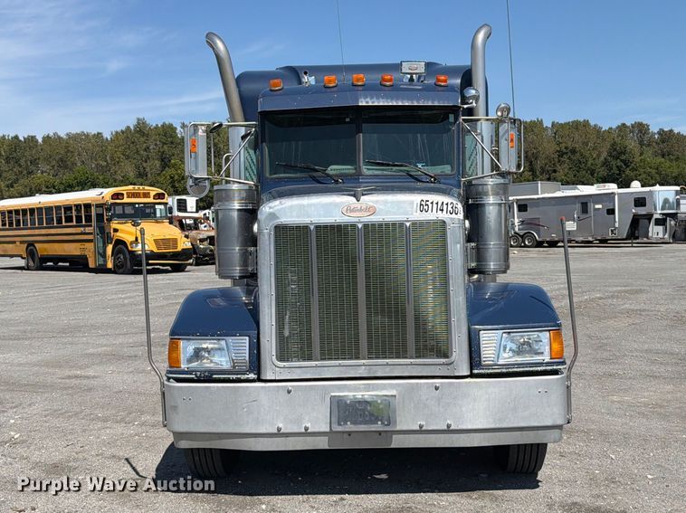 image for item YA4889 1997 Peterbilt 377 semi truck