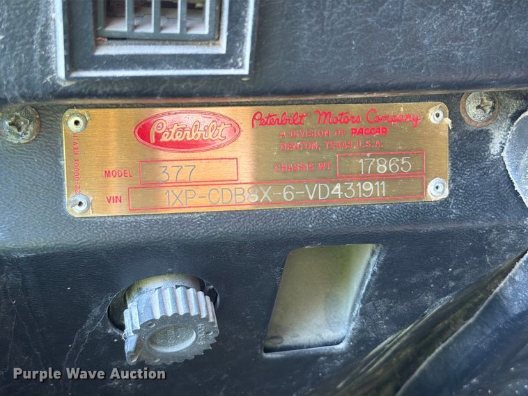image for item YA4889 1997 Peterbilt 377 semi truck