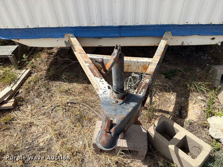 image for item DJ8789 Cliff industries S832 mobile office